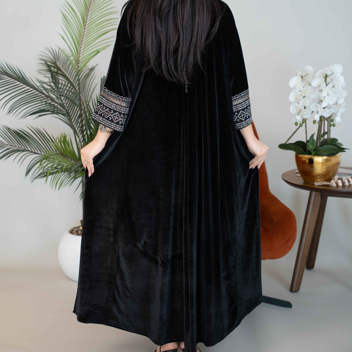 Elegant winter jalabiya with a distinctive modern design - 4531