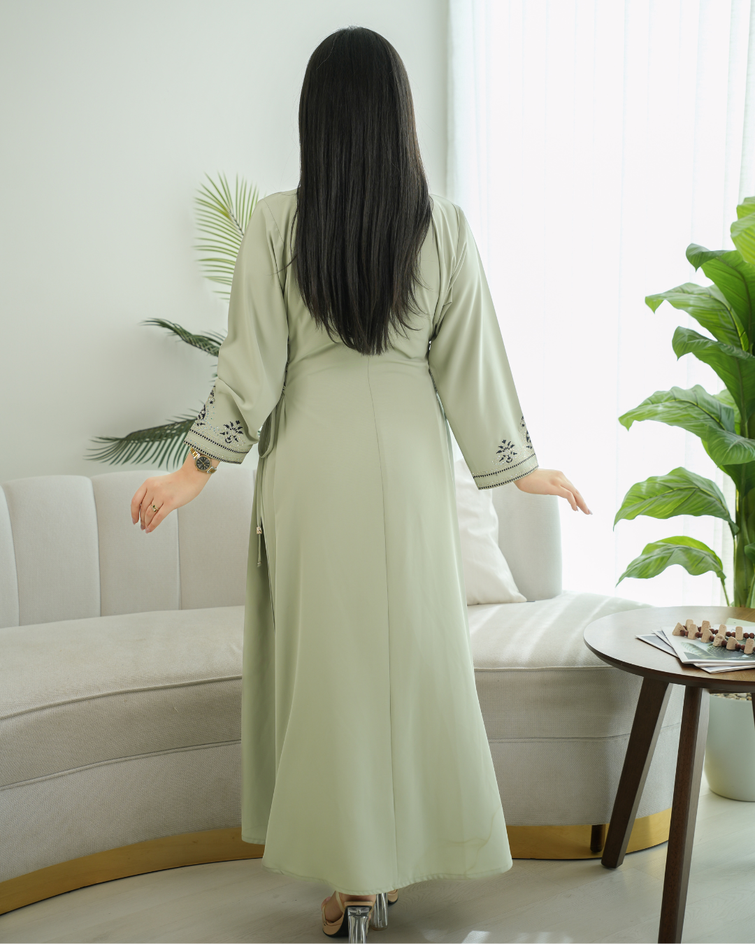 Elegant Eid Ul Fitr jalabiya with a distinctive modern design - 4588