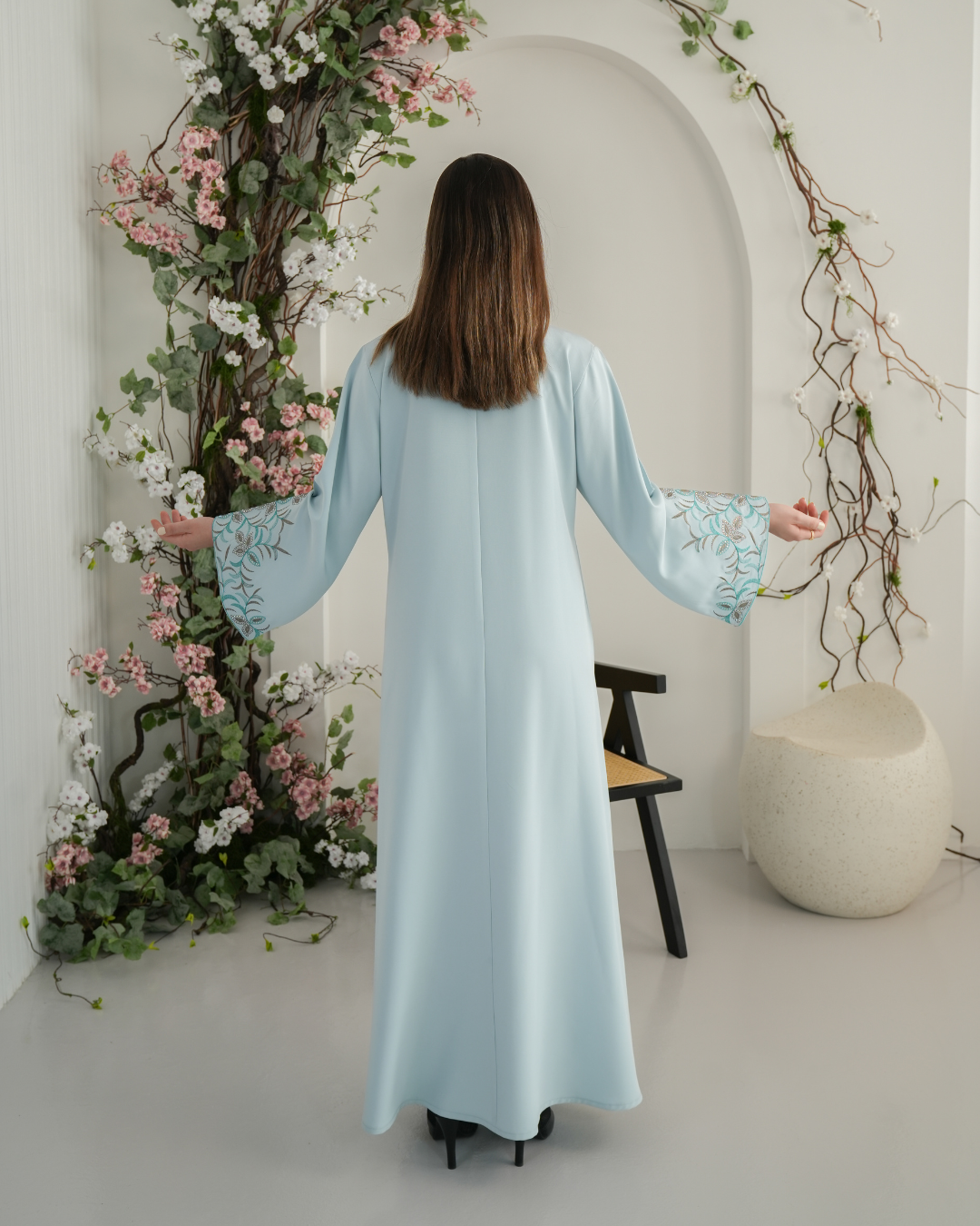 ZR716 - جلابية ذوق راقٍ بإطلالة محتشمة