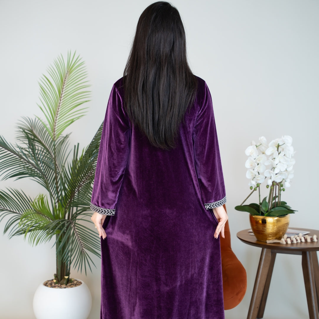 Elegant winter jalabiya with a distinctive modern design - DB211