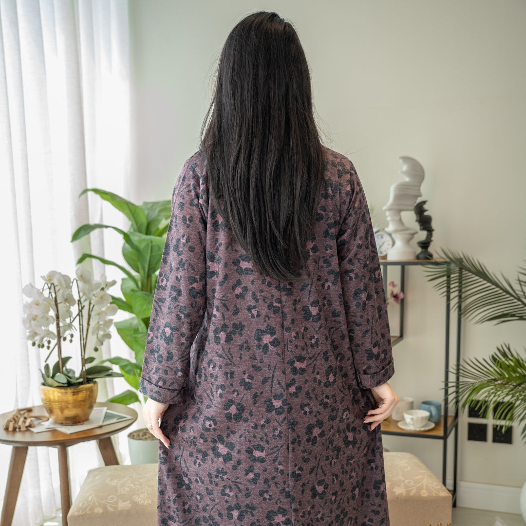 Elegant winter jalabiya with a distinctive modern design - DB235