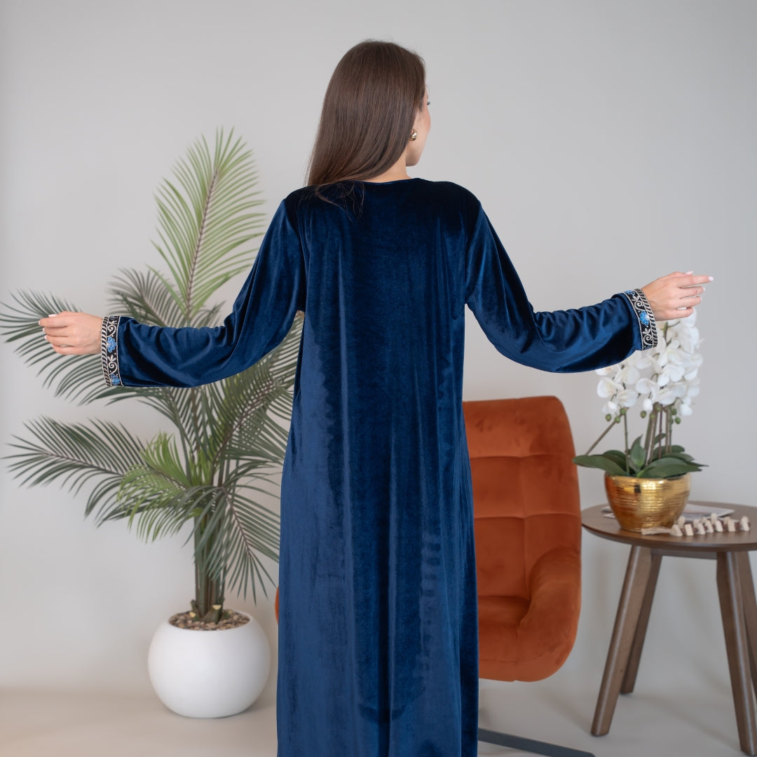 Elegant winter jalabiya with a distinctive modern design - DB218