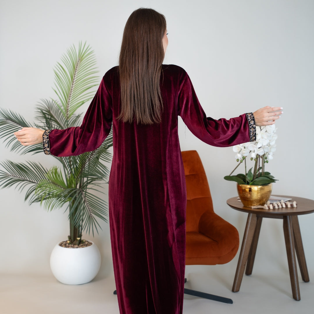 Elegant winter jalabiya with a distinctive modern design - DB219