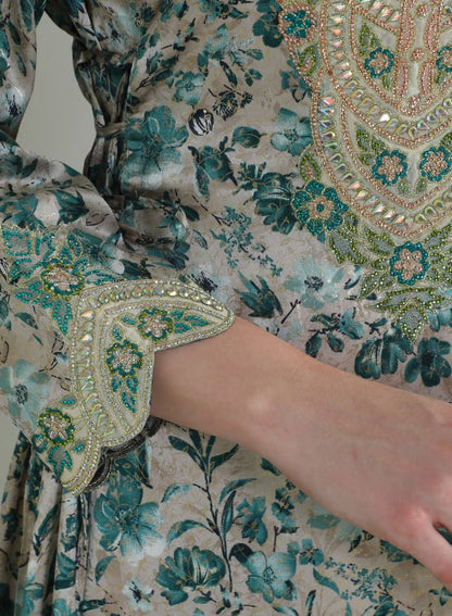 جلابية بنت البلاد السعودية الصيفية للنساء من مجموعة بنت البلاد الجديدة بتصاميم فاخرة - ZR531