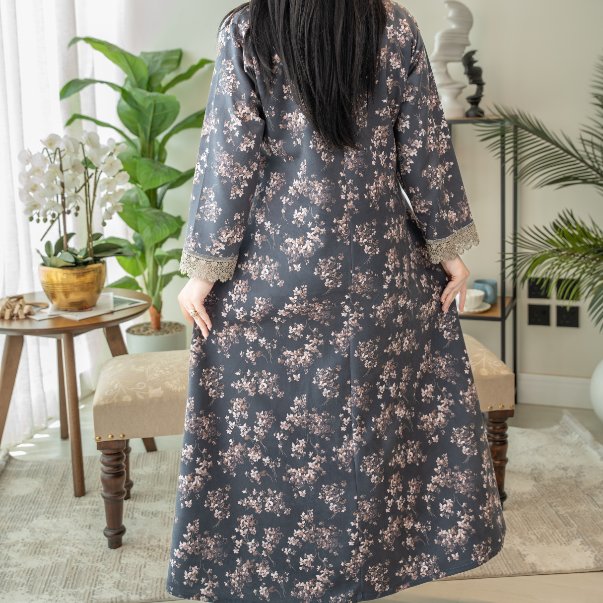 Elegant winter jalabiya with a distinctive modern design - 4534