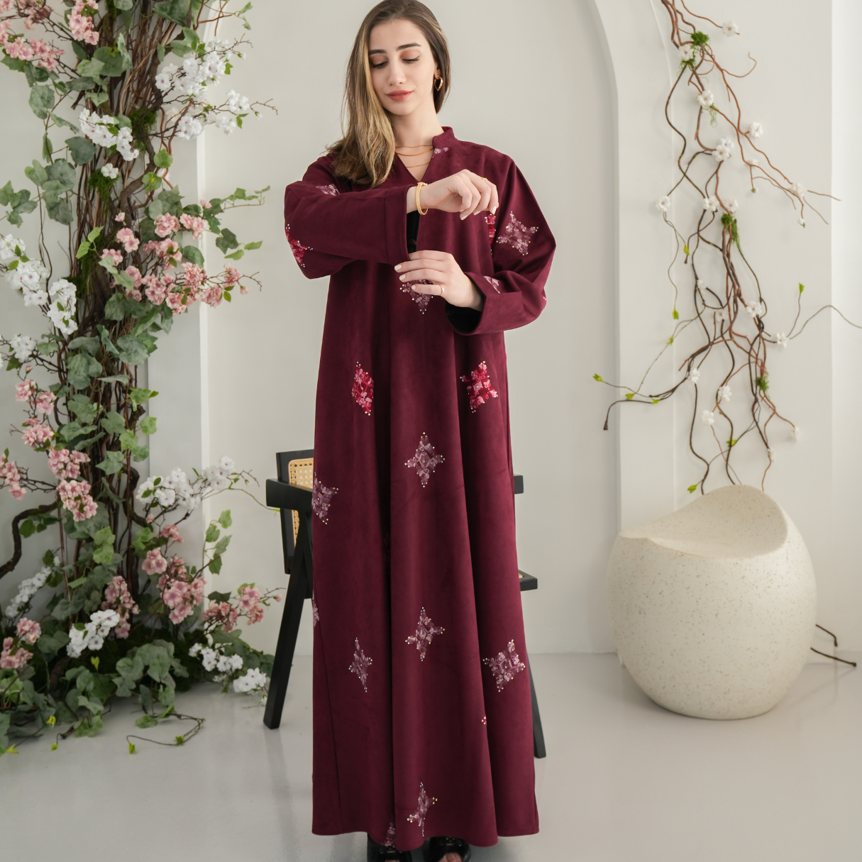 Elegant winter jalabiya with a distinctive modern design - 4622