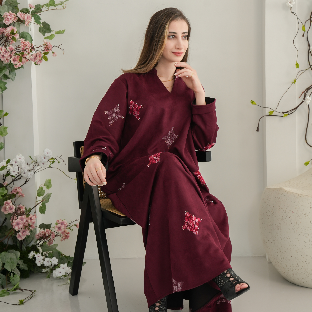 Elegant winter jalabiya with a distinctive modern design - 4622