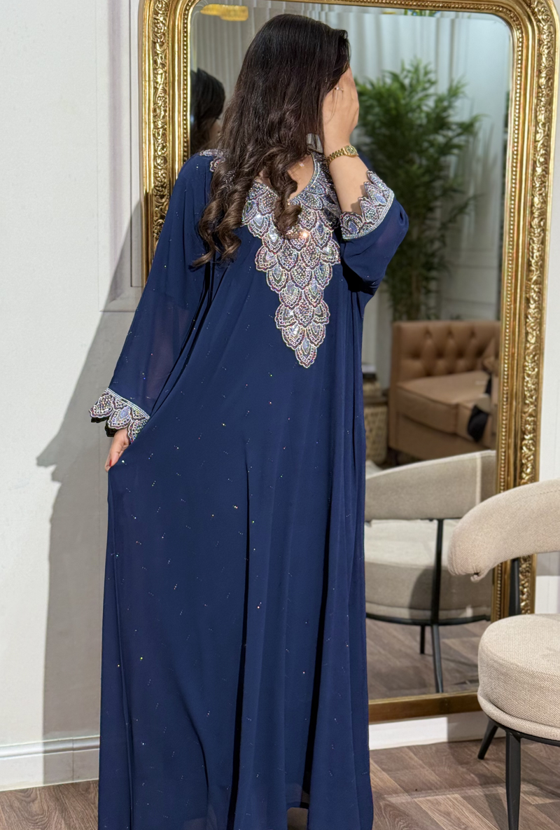 Zr786 - جلابية ذوق راقٍ بإطلالة محتشمة