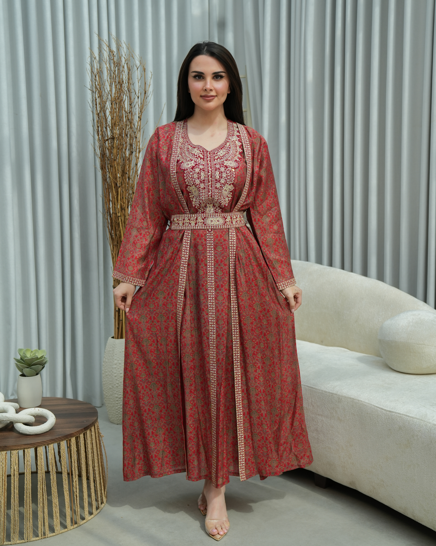 ZR662 - جلابية ذوق راقٍ بإطلالة محتشمة