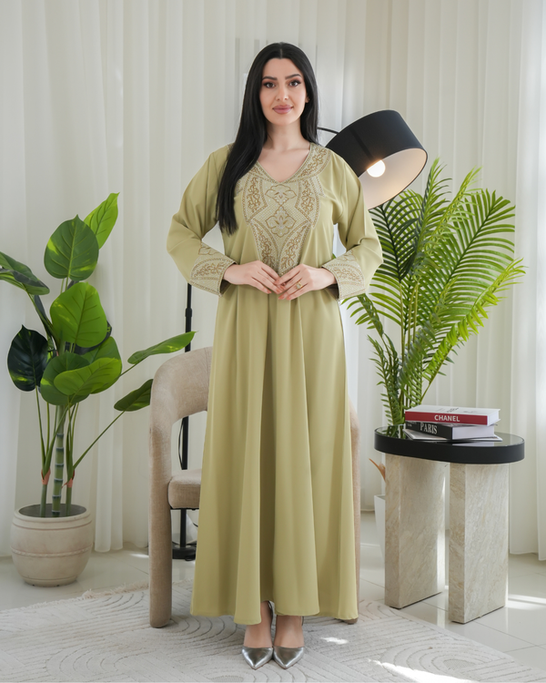 4664 - جلابية ذوق راقٍ بإطلالة محتشمة