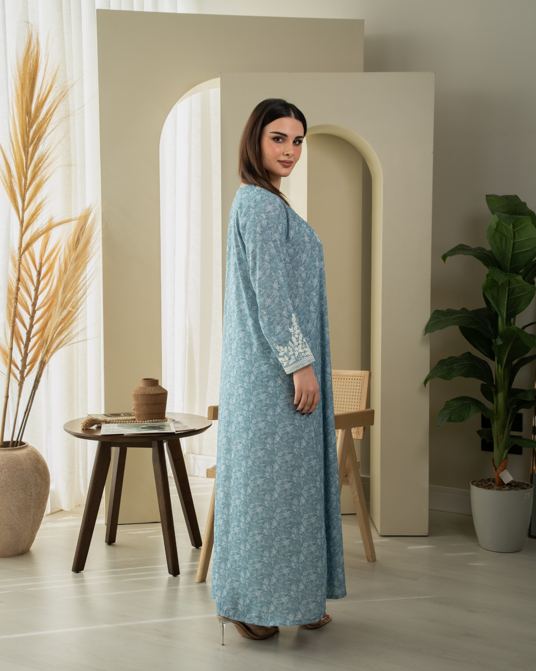 ZR738 - جلابية ذوق راقٍ بإطلالة محتشمة