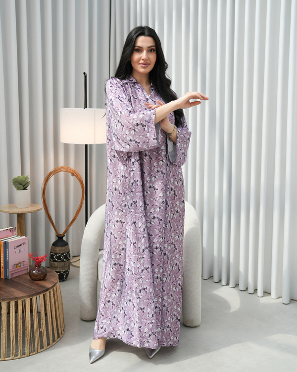 4371 - جلابية ذوق راقٍ بإطلالة محتشمة