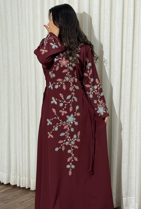 ZR 741 - جلابية ذوق راقٍ بإطلالة محتشمة