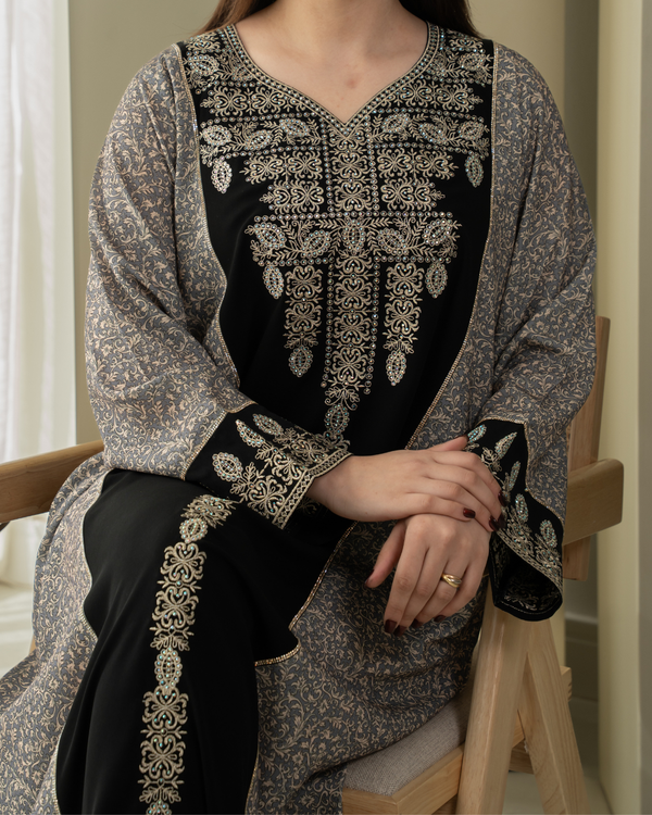 ZR742 - جلابية ذوق راقٍ بإطلالة محتشمة