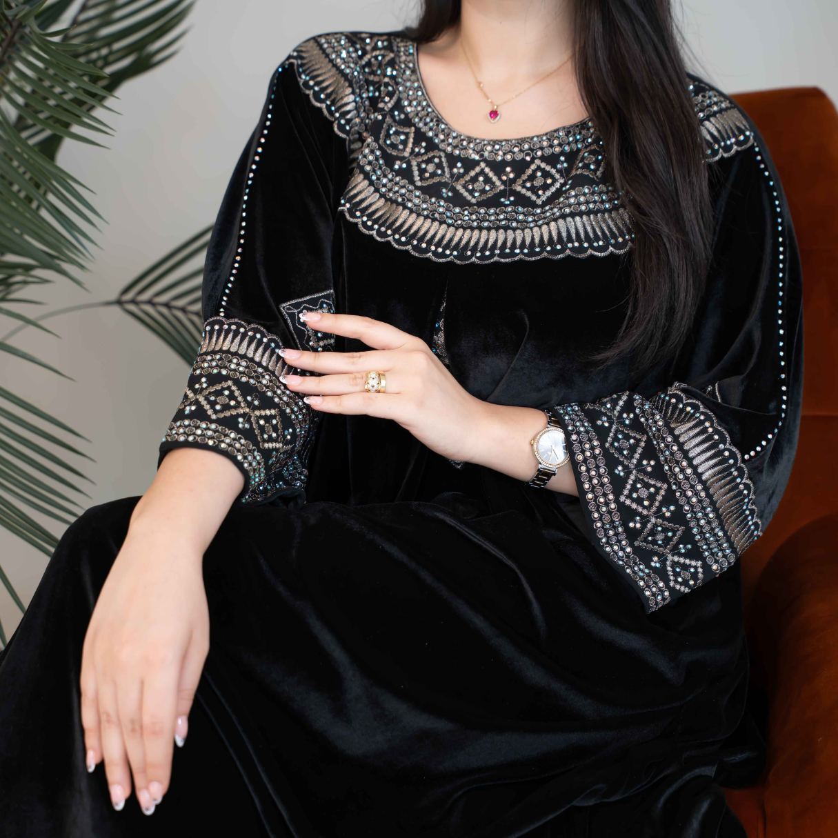 Elegant winter jalabiya with a distinctive modern design - 4531