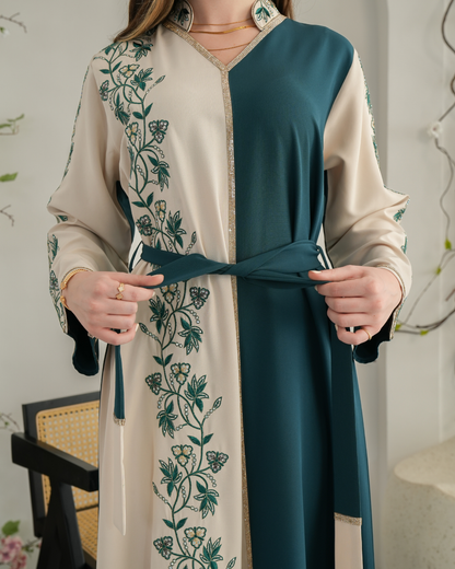 ZR717 - جلابية ذوق راقٍ بإطلالة محتشمة