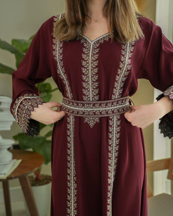 ZR631 - جلابية ذوق راقٍ بإطلالة محتشمة