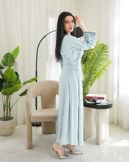 4656 - جلابية ذوق راقٍ بإطلالة محتشمة