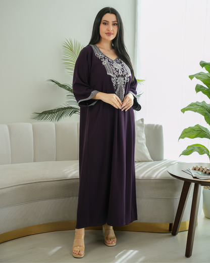 4511 - جلابية ذوق راقٍ بإطلالة محتشمة