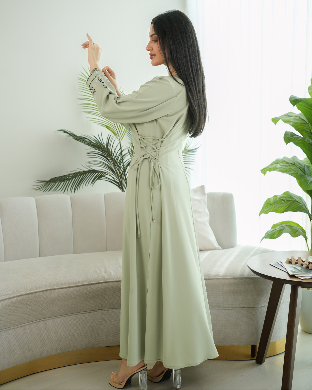 Elegant Eid Ul Fitr jalabiya with a distinctive modern design - 4588