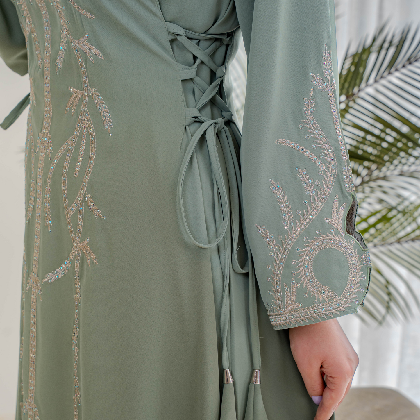 مجموعة صيف بنت البلاد الجديدة لصيف 2025 | جلابيات وقفاطين أنيقة - ZR-589