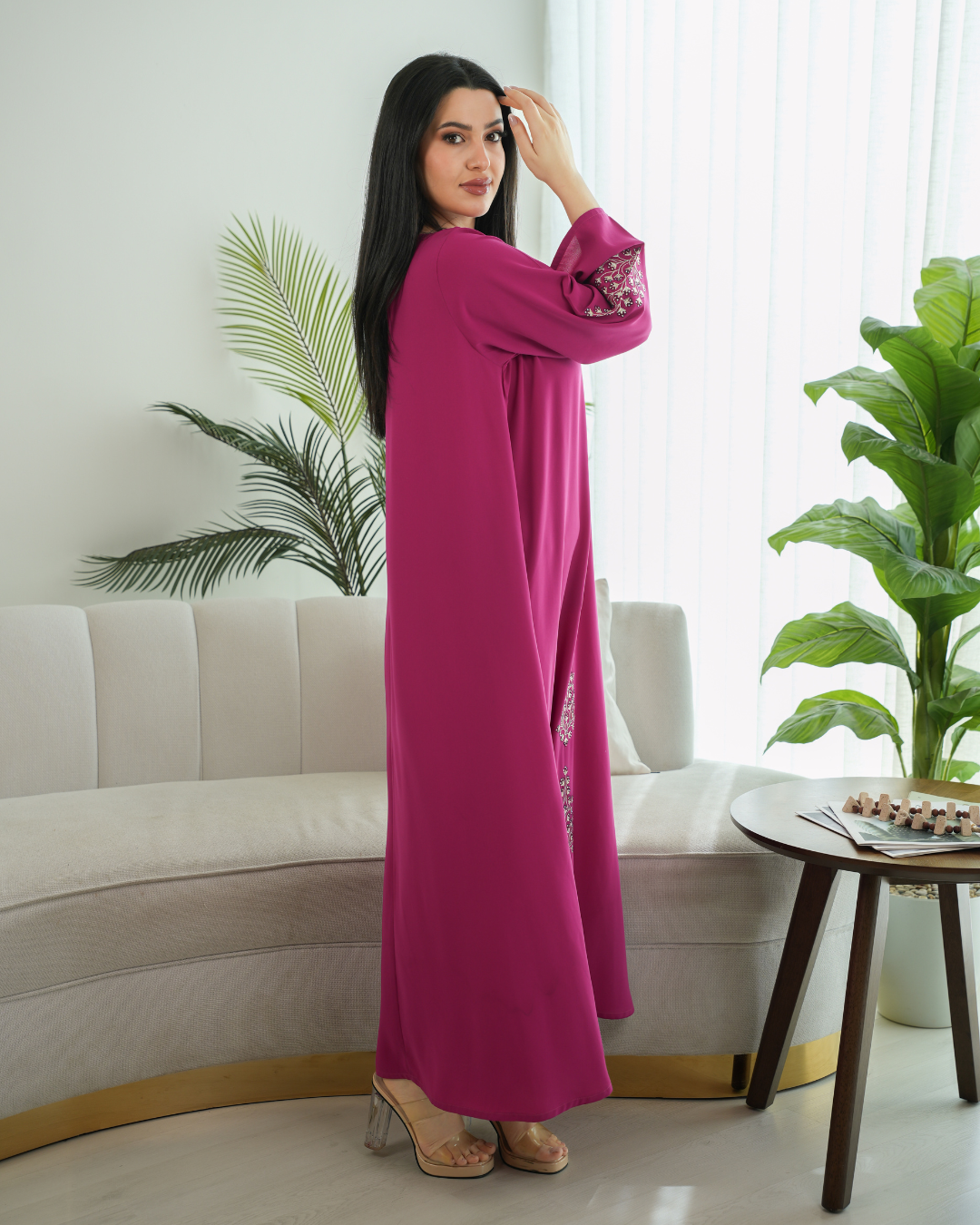 Elegant Eid Ul Fitr jalabiya with a distinctive modern design - 4555
