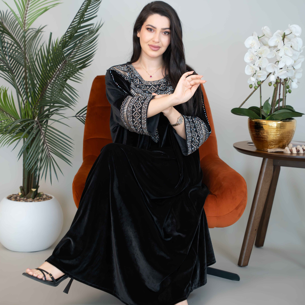 Elegant winter jalabiya with a distinctive modern design - 4531