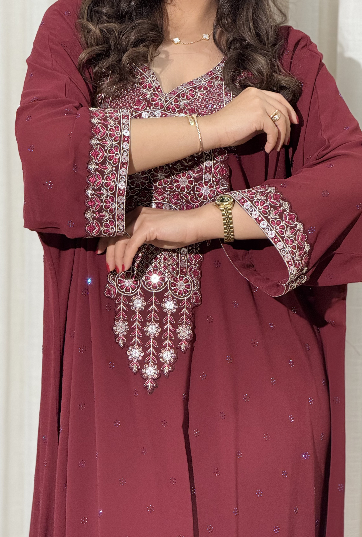 Zr 789 - جلابية ذوق راقٍ بإطلالة محتشمة