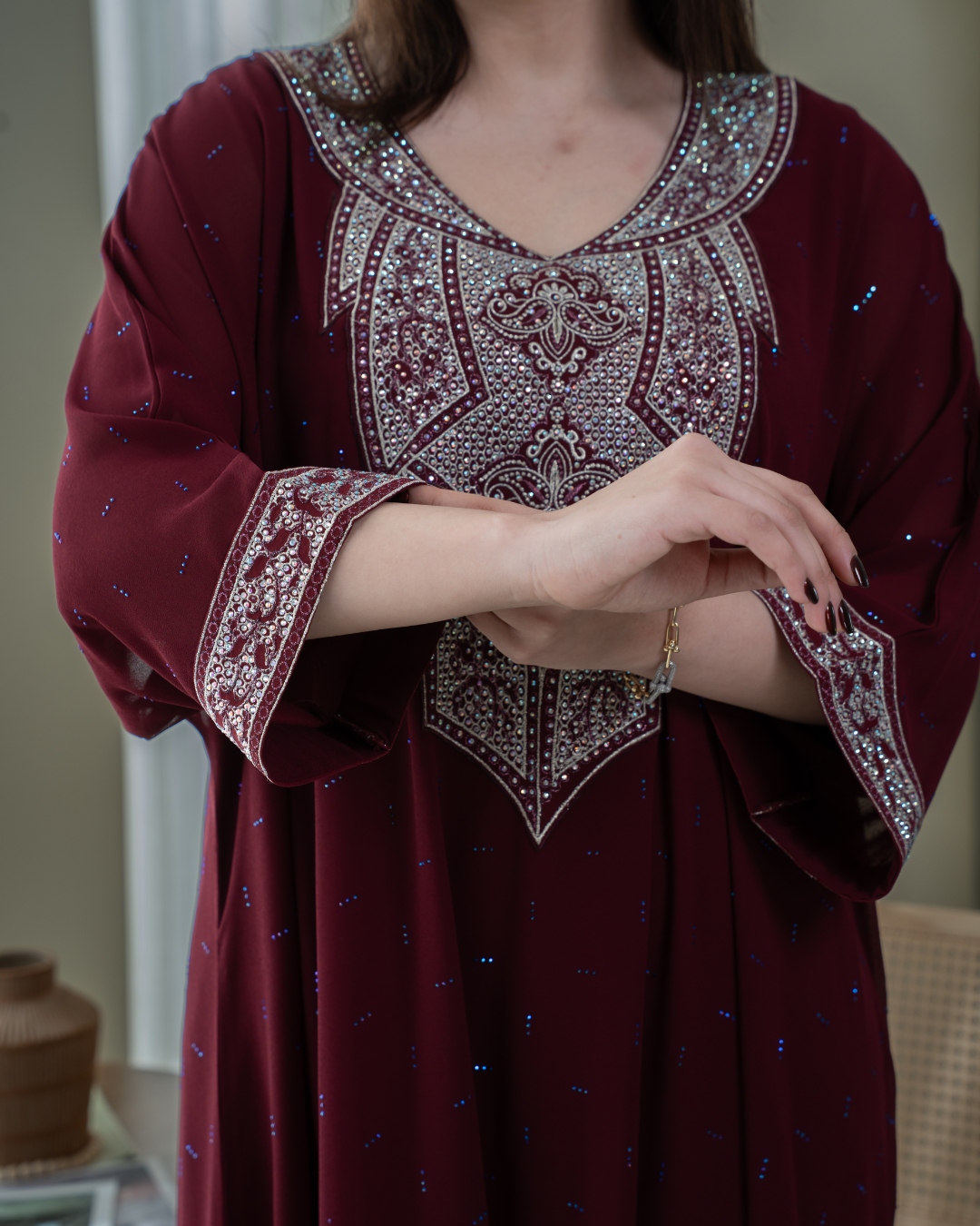 ZR739 - جلابية ذوق راقٍ بإطلالة محتشمة