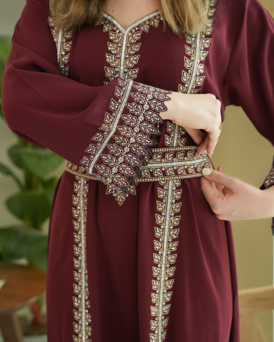 ZR631 - جلابية ذوق راقٍ بإطلالة محتشمة