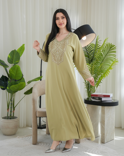 4664 - جلابية ذوق راقٍ بإطلالة محتشمة