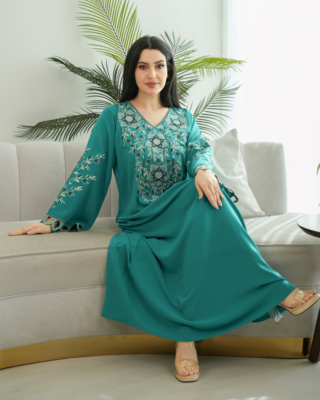 Elegant Eid Ul Fitr jalabiya with a distinctive modern design - 4480