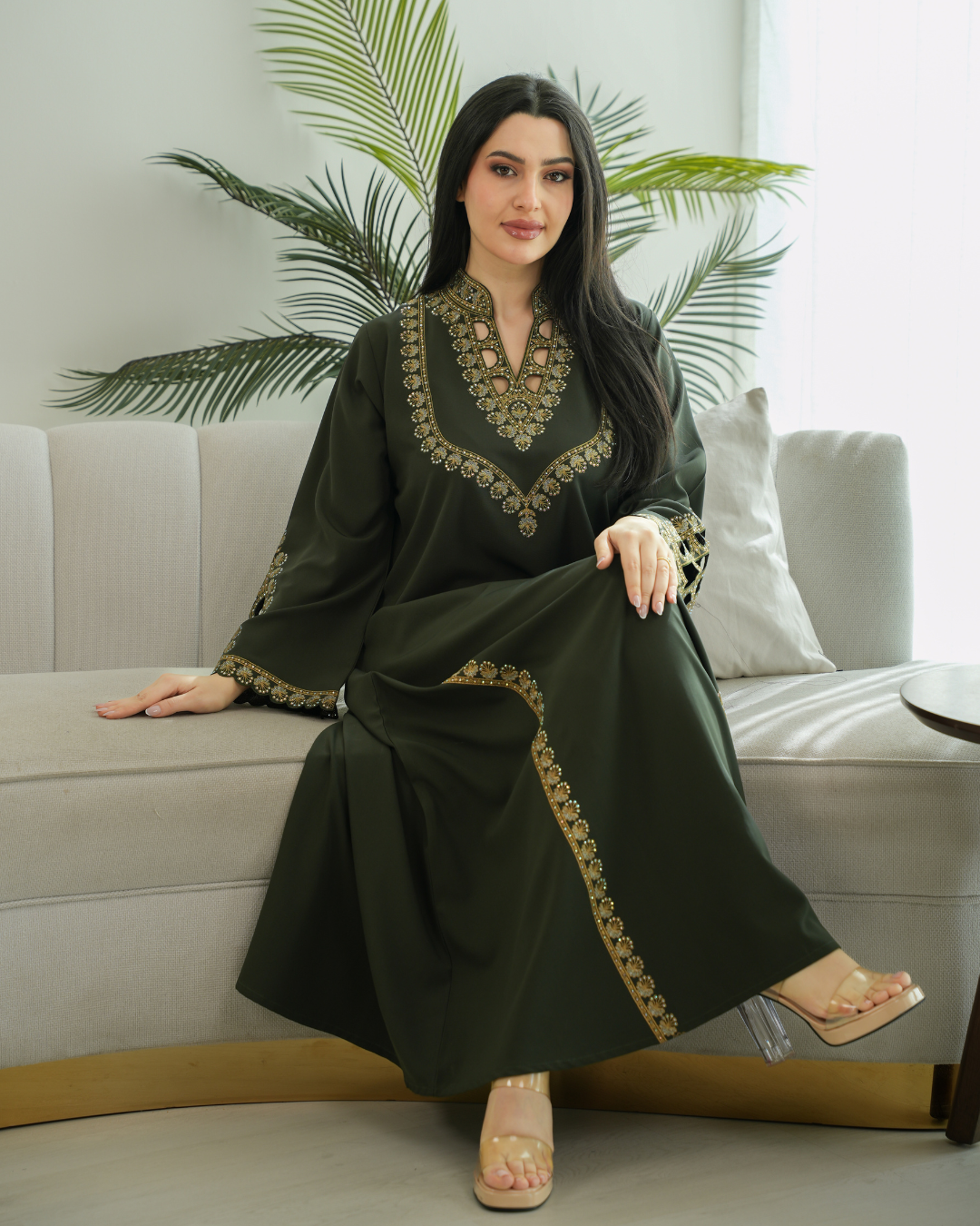 Elegant Eid Ul Fitr jalabiya with a distinctive modern design - 4514