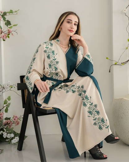 ZR717 - جلابية ذوق راقٍ بإطلالة محتشمة