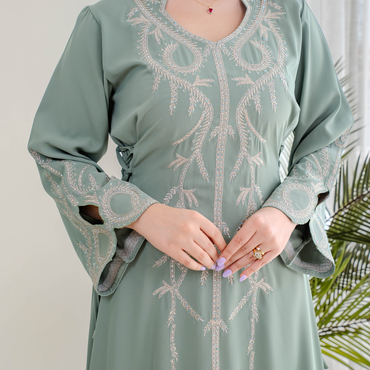 مجموعة صيف بنت البلاد الجديدة لصيف 2025 | جلابيات وقفاطين أنيقة - ZR-589