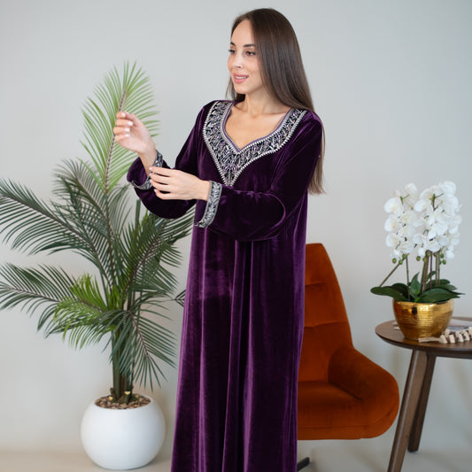 Elegant winter jalabiya with a distinctive modern design - DB214