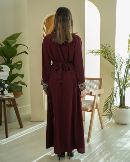 ZR631 - جلابية ذوق راقٍ بإطلالة محتشمة