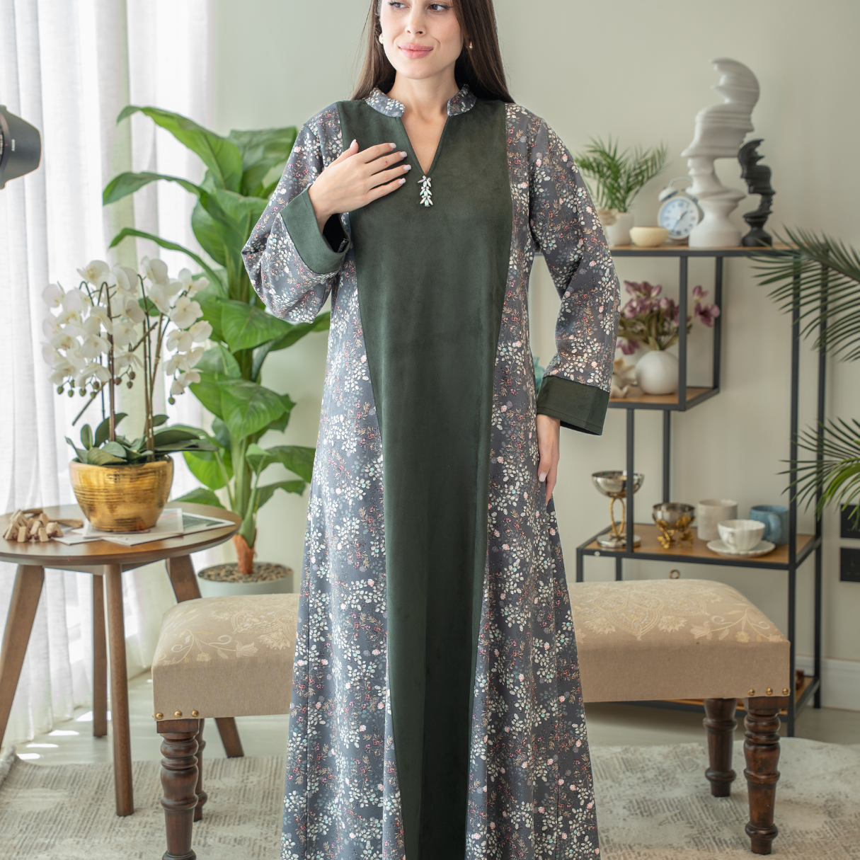 Elegant winter jalabiya with a distinctive modern design - 4535