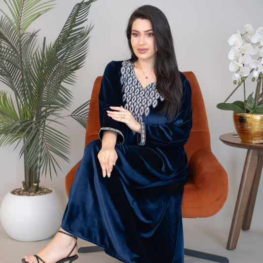 Elegant winter jalabiya with a distinctive modern design - DB217